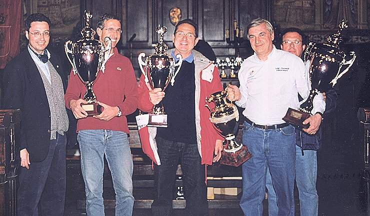 Luigi Moreschi alla premiazione della Camucia-Cortona 2002
